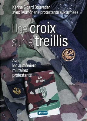 Une croix sur le treillis