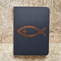 Petit carnet noir avec ichtus