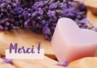 Mini carte savon en forme de cœur et lavande