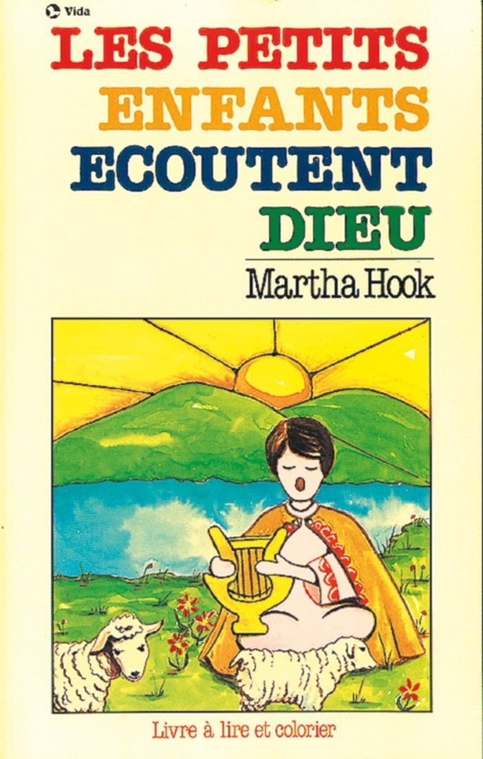 Les petits enfants écoutent Dieu