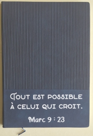 Carnet A5 bleu en simili-cuir recyclé, avec marque-pages